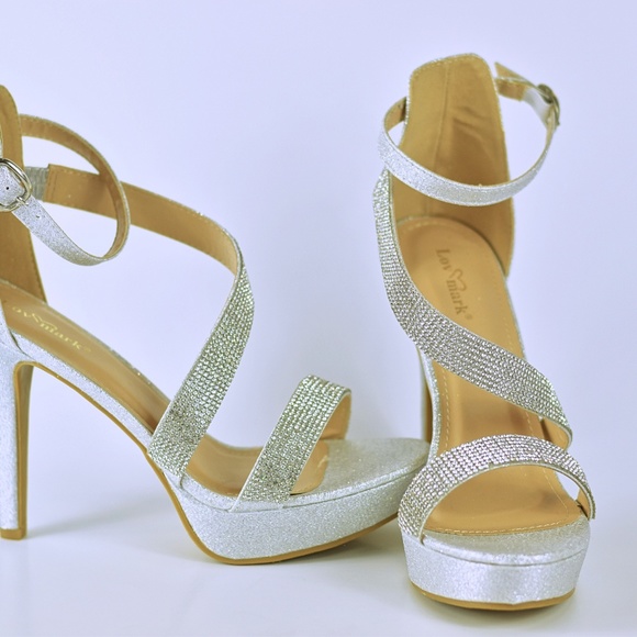 High Heels - Picture 2 of 8